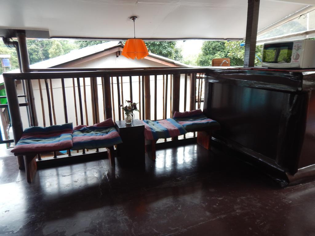 Lantern Inn Koh Lipe Exterior photo