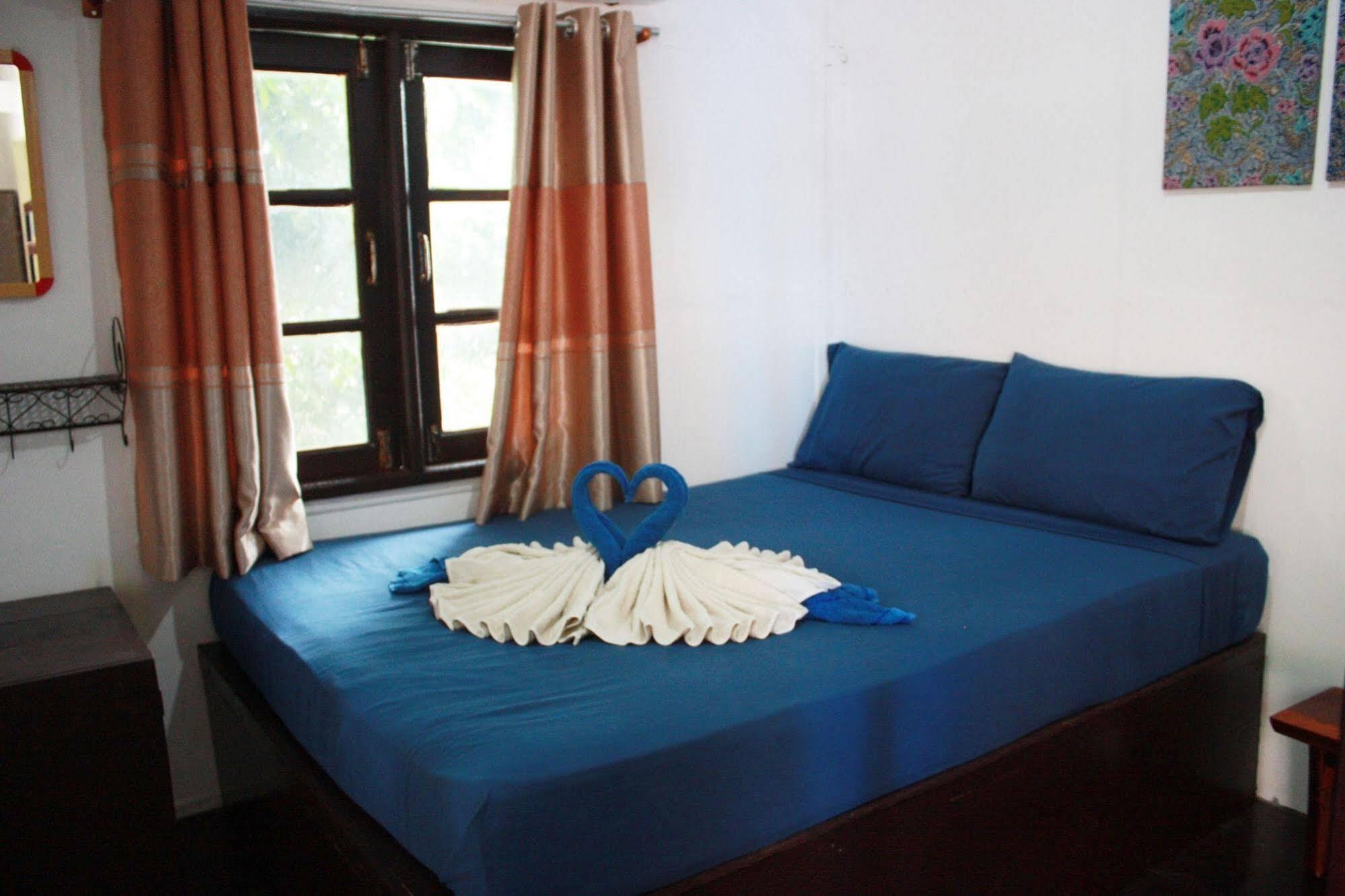 Lantern Inn Koh Lipe Exterior photo